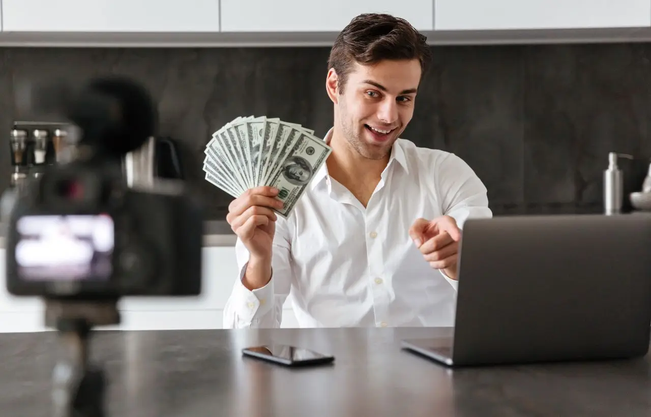 Come guadagnare con un canale YouTube nel 2025